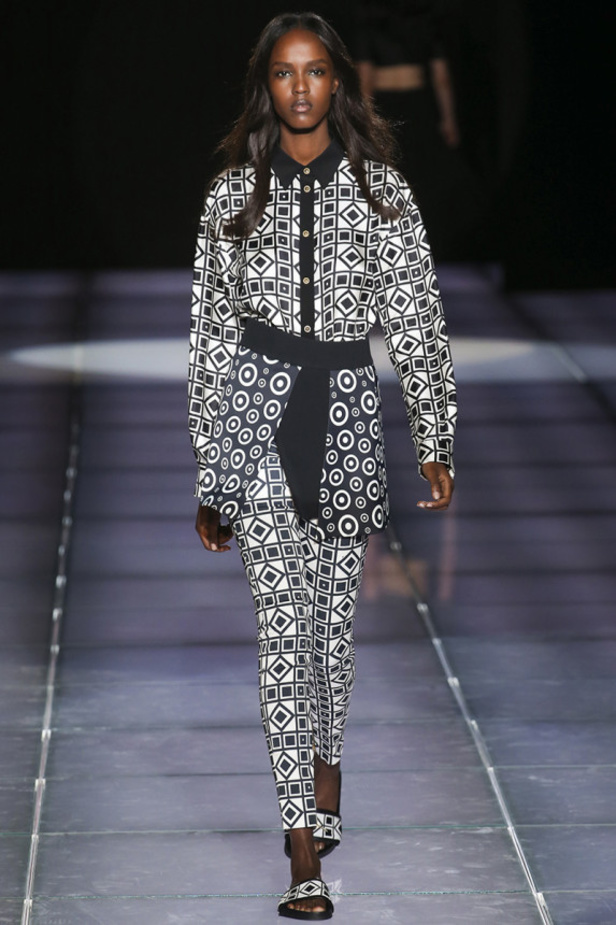 تخريمات دائرية ونقوش متداخلة في مجموعة FAUSTO PUGLISI