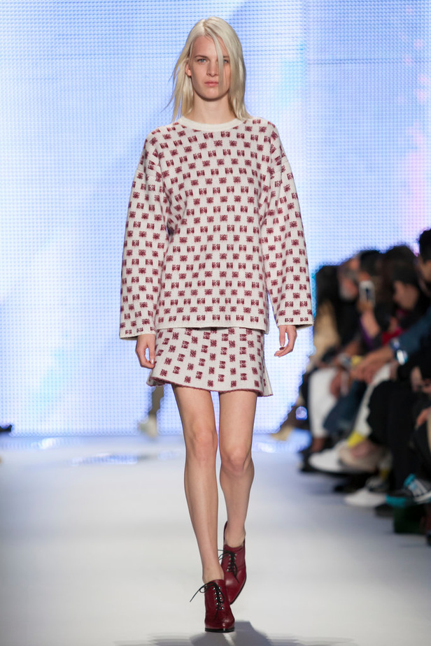 LACOSTE: أناقة لا تعرف التعب