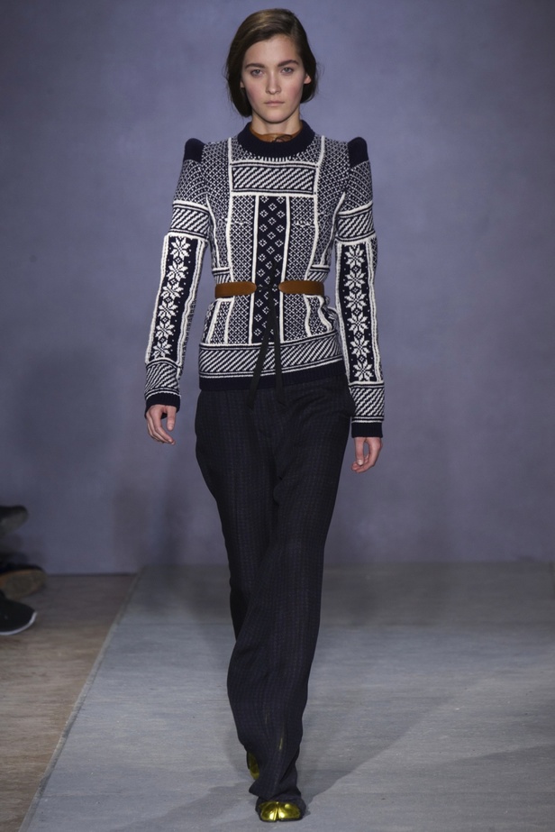 أناقة انكليزية من دار Martin Margiela الفرنسية