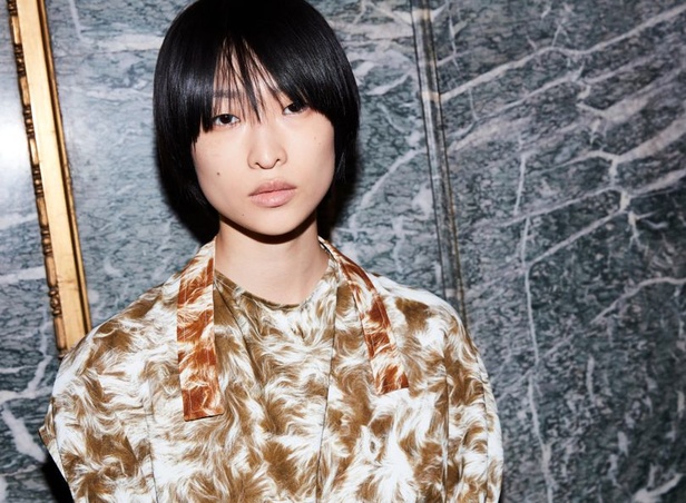 عرض أزياء Victoria Beckham لخريف وشتاء 2018 !