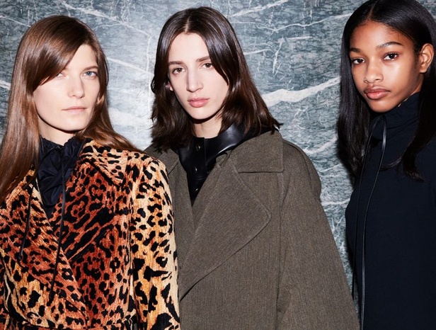 عرض أزياء Victoria Beckham لخريف وشتاء 2018 !