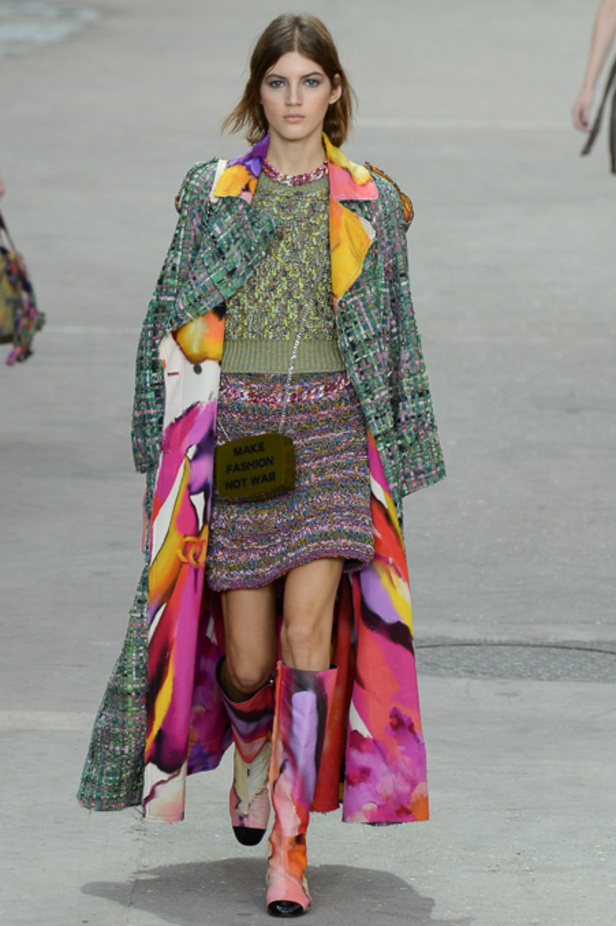 Chanel حرب لونية... ودعوة للسلام والمساواة