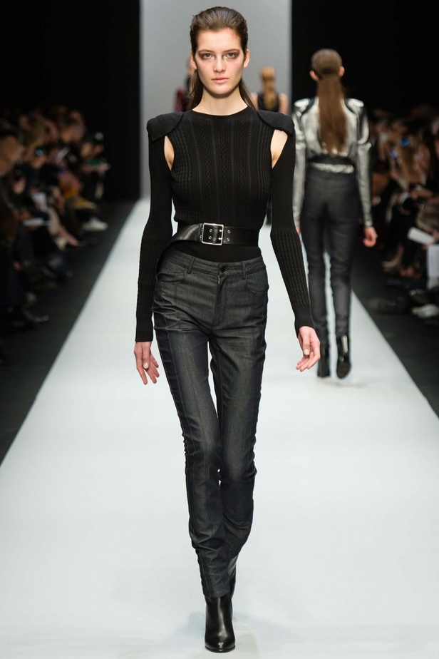 تصاميم بروح حسيّة ومتمرّدة في مجموعة Guy Laroche