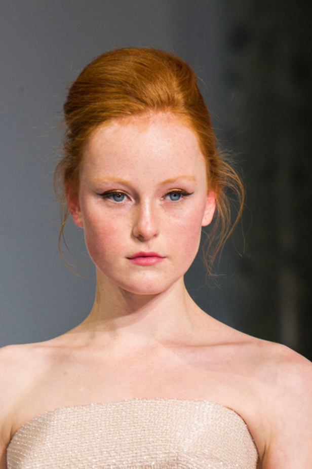 عرض "رالف أند روسو" للأزياء الفاخرة لربيع وصيف 2016