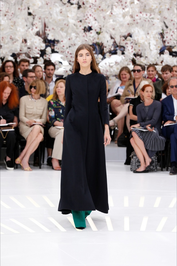 أميرات Christian Dior بين التاريخ والمستقبل