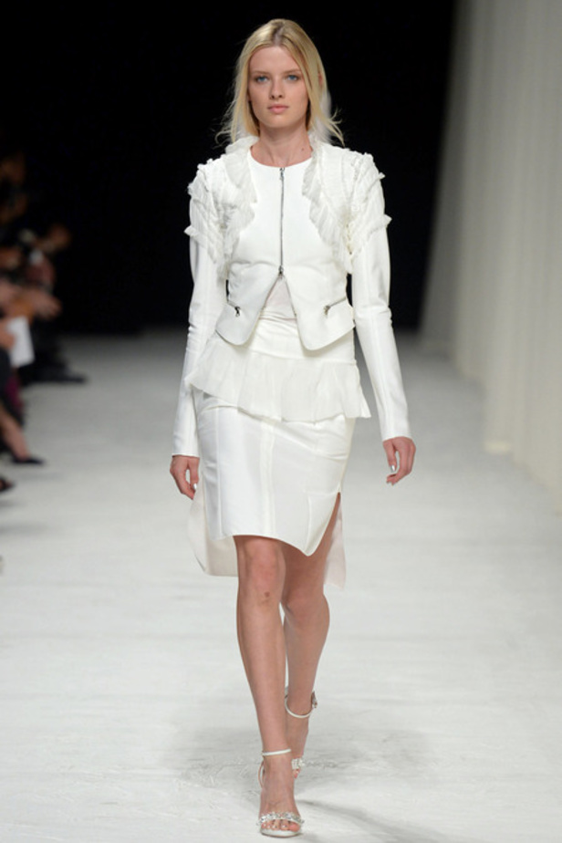 Nina Ricci تحاكي حيوية الفصل الصاخب