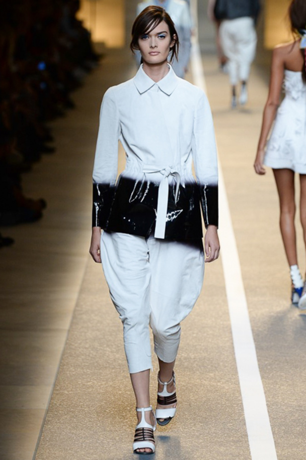 الشرق الأقصى في عيون Fendi