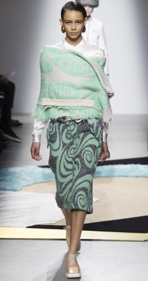 Acne Studios... وليمة تشبع النهم للتصاميم المتجددة  