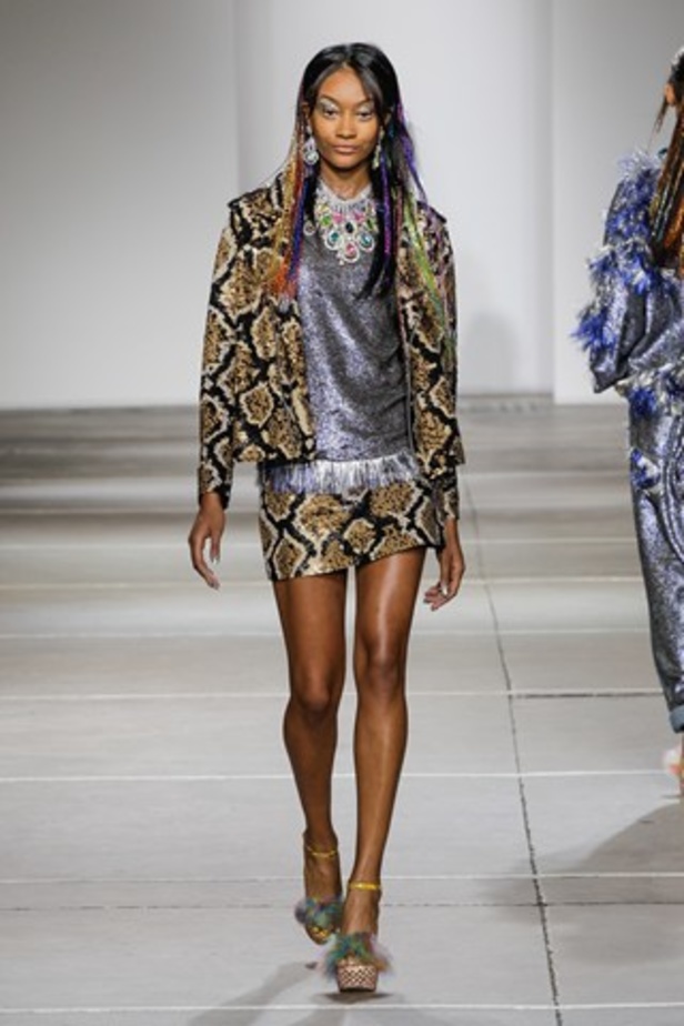 وقت الإحتفال والمرح في عرض Ashish لربيع وصيف 2015