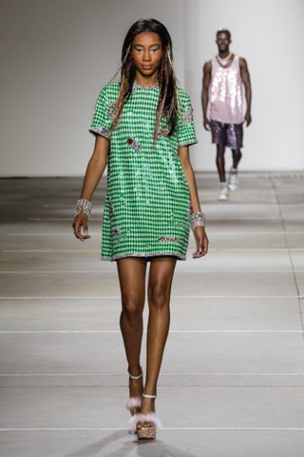 وقت الإحتفال والمرح في عرض Ashish لربيع وصيف 2015