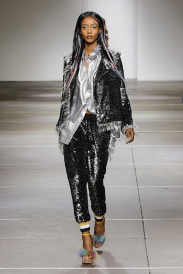 وقت الإحتفال والمرح في عرض Ashish لربيع وصيف 2015