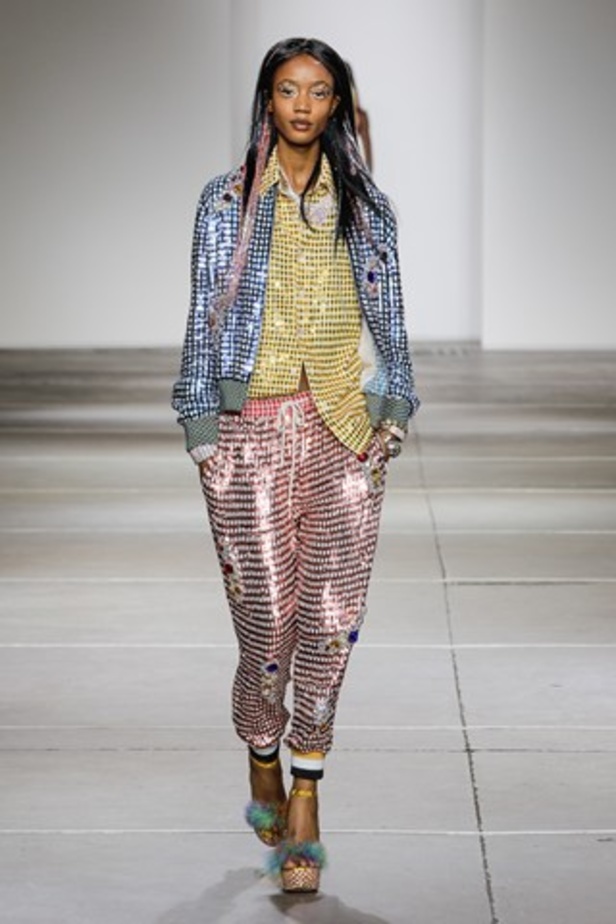 وقت الإحتفال والمرح في عرض Ashish لربيع وصيف 2015