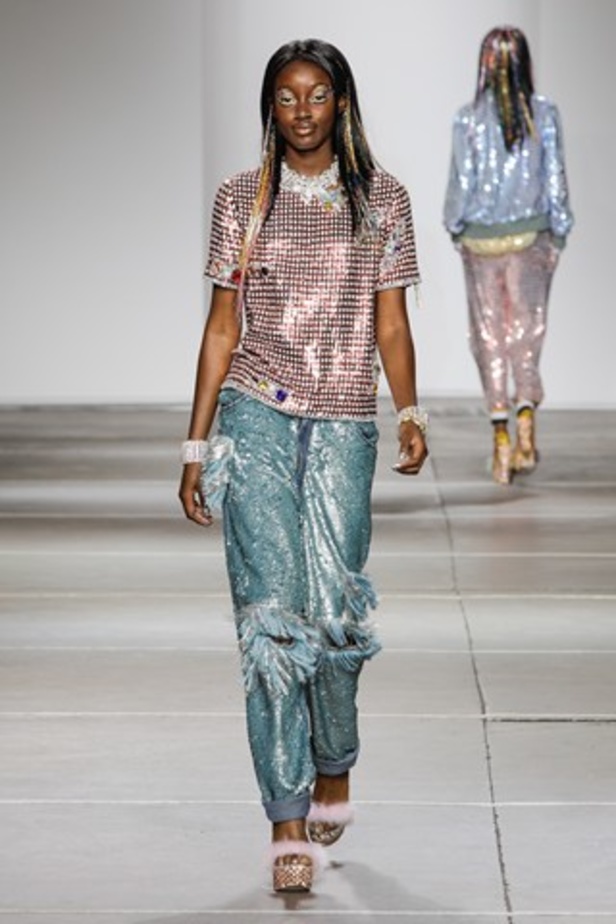 وقت الإحتفال والمرح في عرض Ashish لربيع وصيف 2015