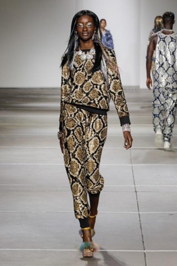 وقت الإحتفال والمرح في عرض Ashish لربيع وصيف 2015