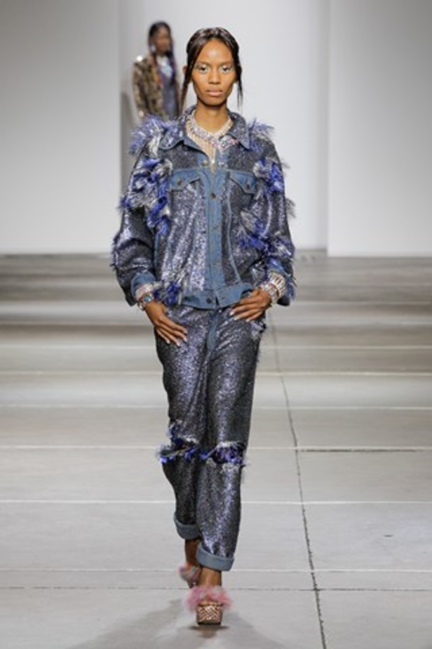 وقت الإحتفال والمرح في عرض Ashish لربيع وصيف 2015