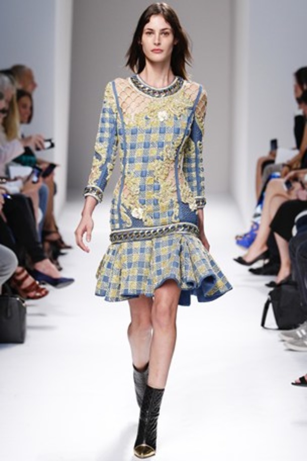 Balmain ..ربيع يبحث عن الدفء