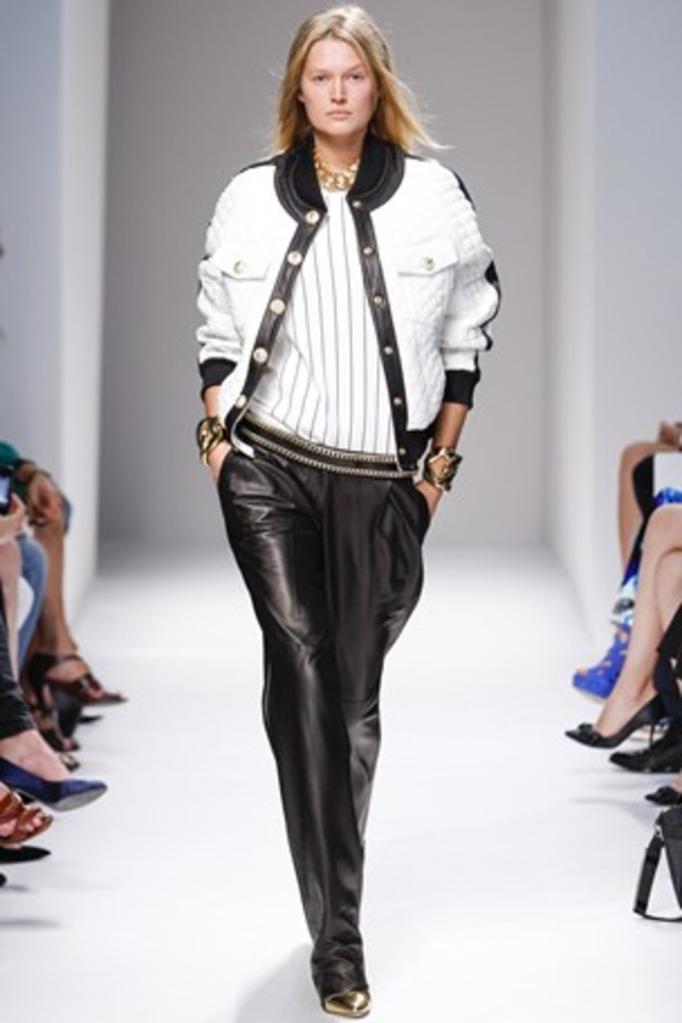 Balmain ..ربيع يبحث عن الدفء