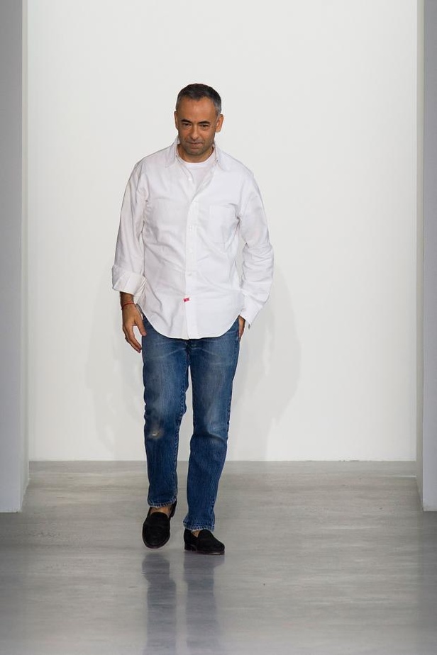 Calvin Klein .. هدوء ما قبل العاصفة