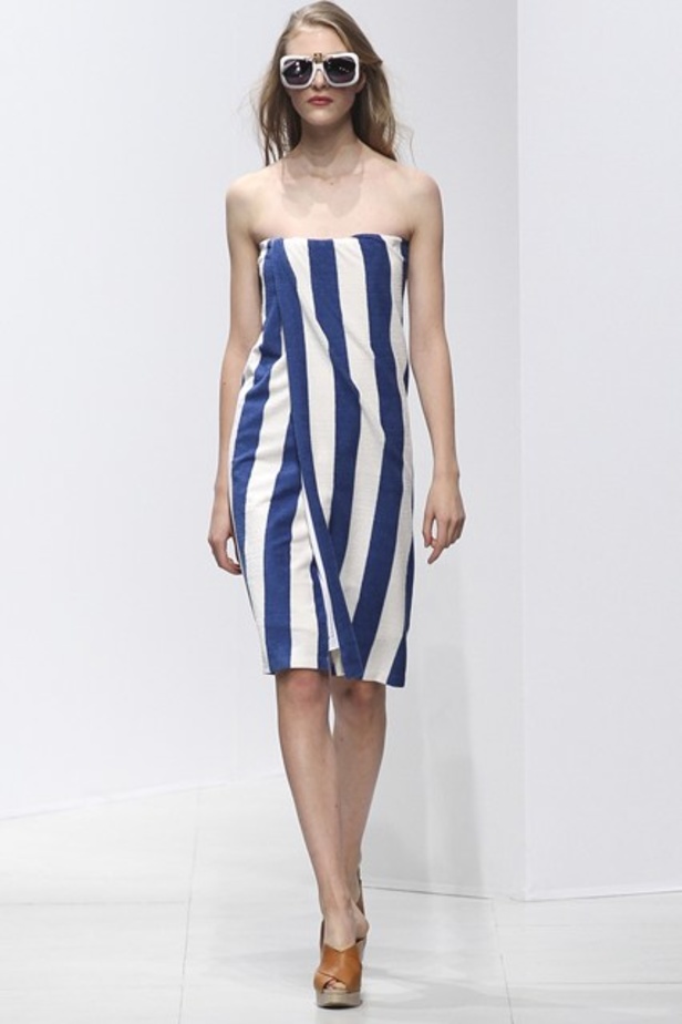 Chalayan .. هكذا يكون الصيف 