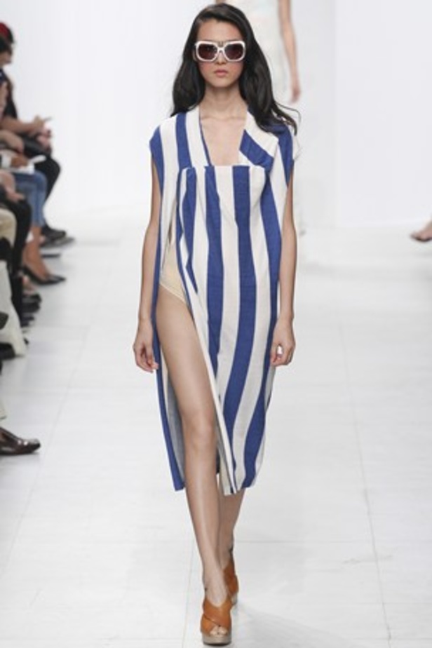 Chalayan .. هكذا يكون الصيف 
