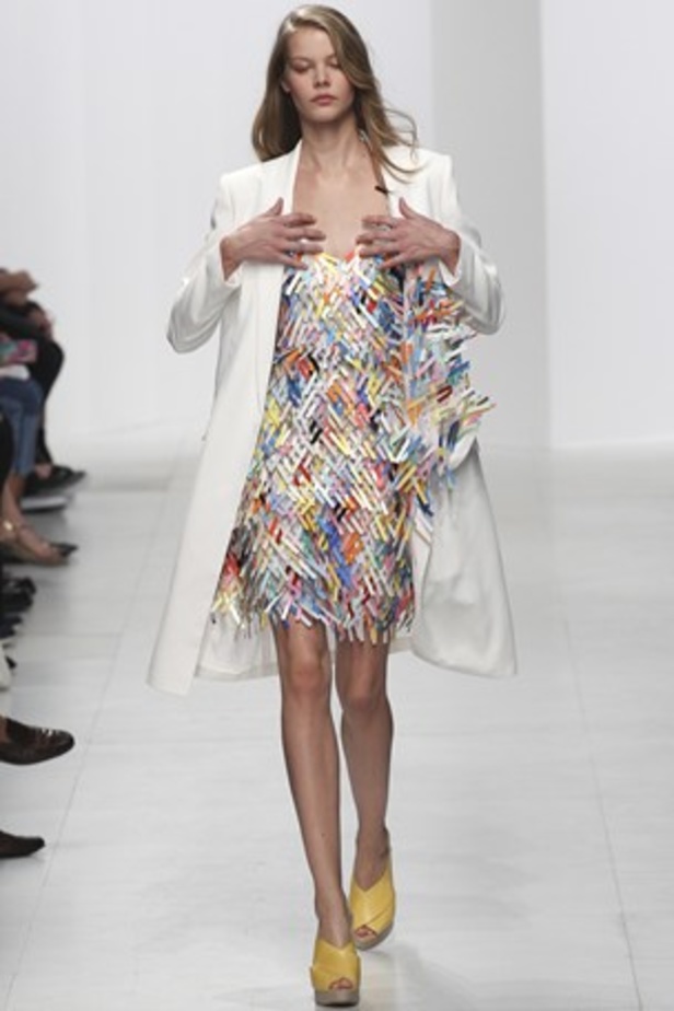 Chalayan .. هكذا يكون الصيف 