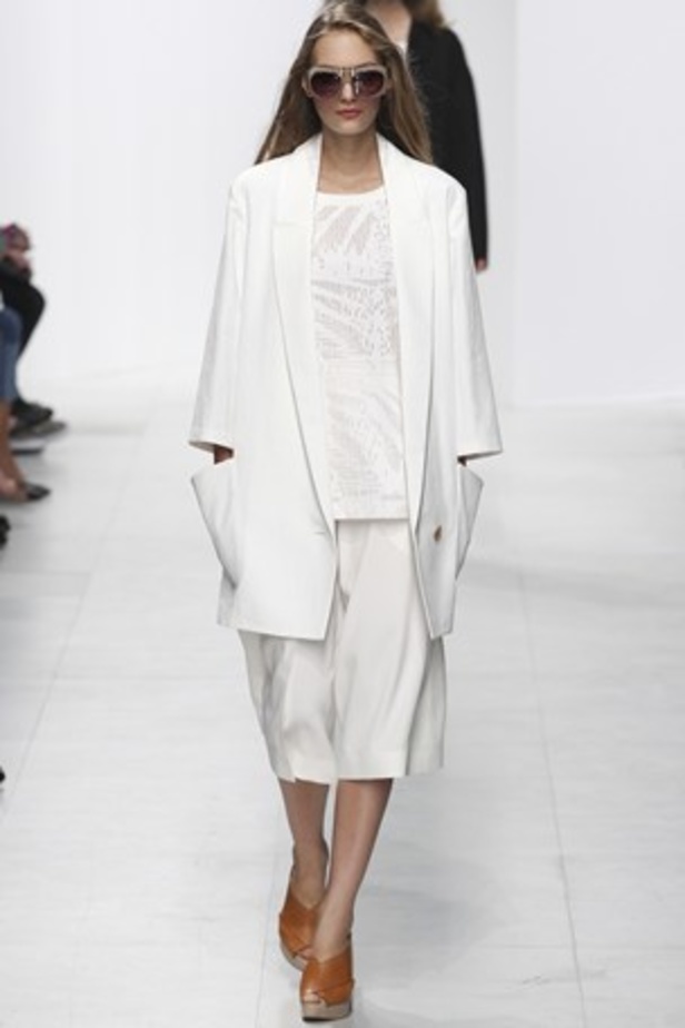 Chalayan .. هكذا يكون الصيف 