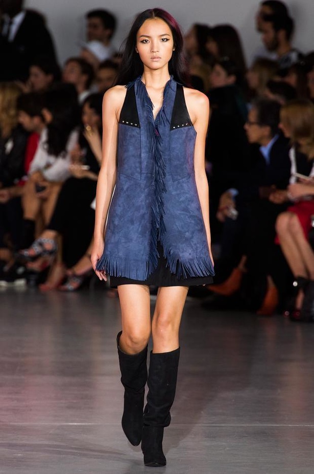 Costume National .. الحرية المتطورة