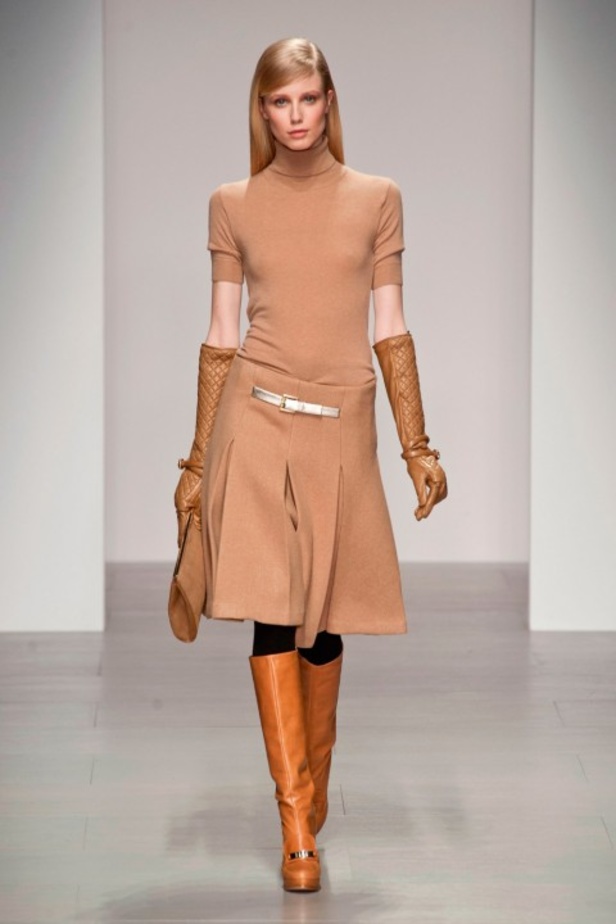 Daks: أزياء عسكرية بلمسات أنثوية