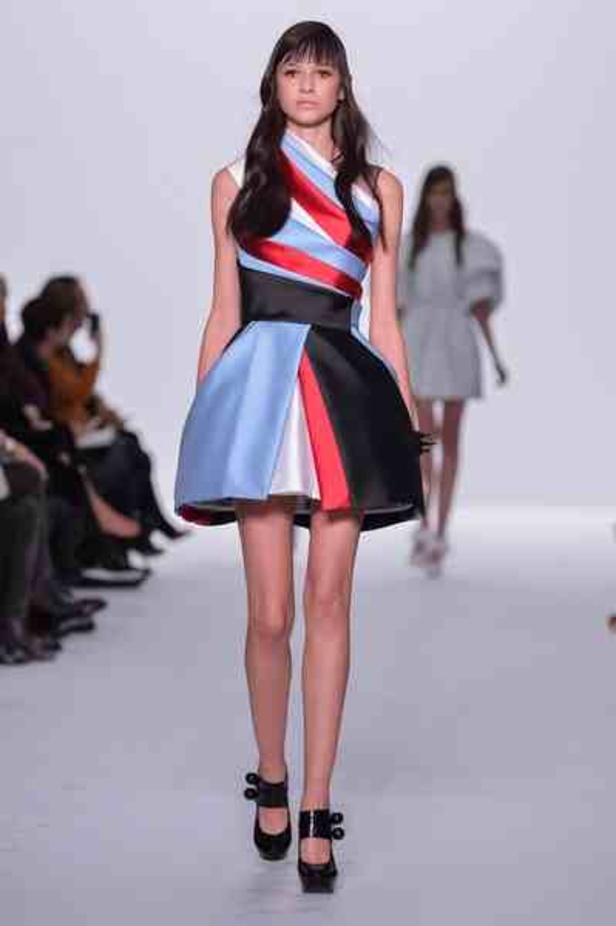 Dice kayak تمنحك لغز الأناقة