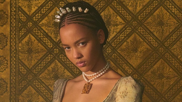 عرض أزياء ديور الهوت كوتور لربيع وصيف 2021 ضمن أسبوع الموضة في باريس