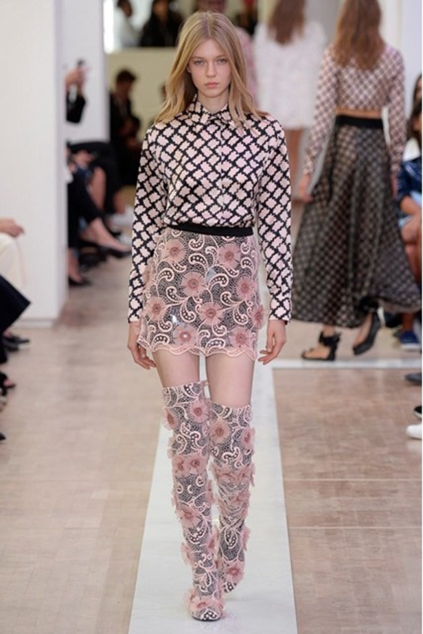 مجموعة Emanuel Ungaro لربيع و صيف 2016