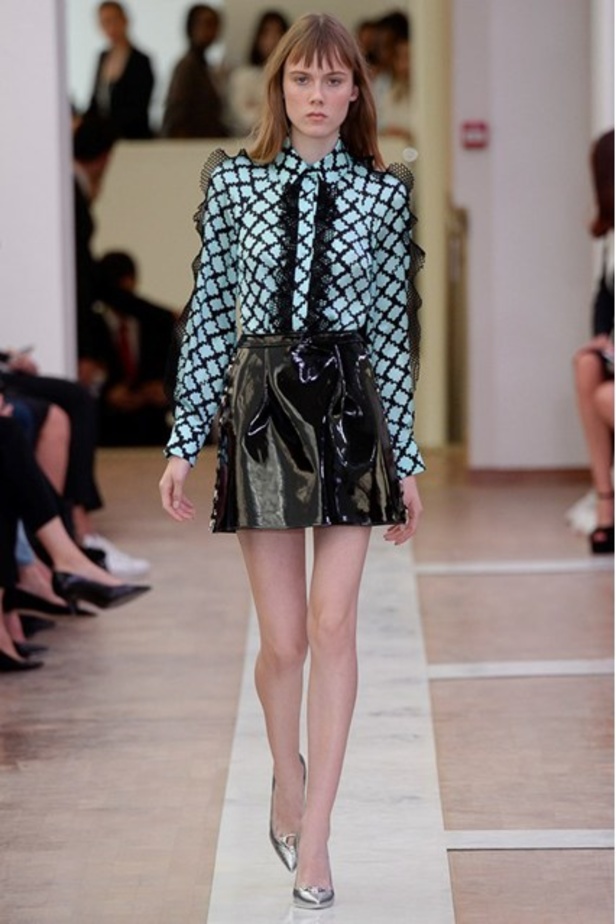 مجموعة Emanuel Ungaro لربيع و صيف 2016