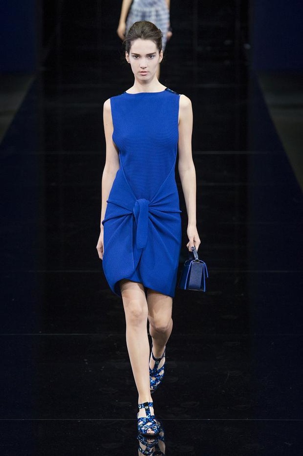 Emporio Armani .. كل غموض الأزرق وسحره