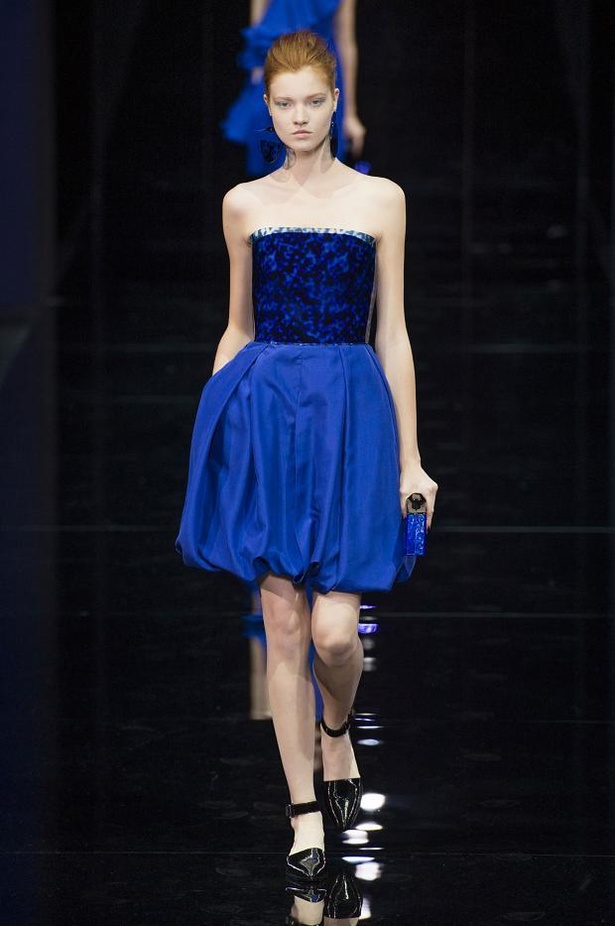 Emporio Armani .. كل غموض الأزرق وسحره