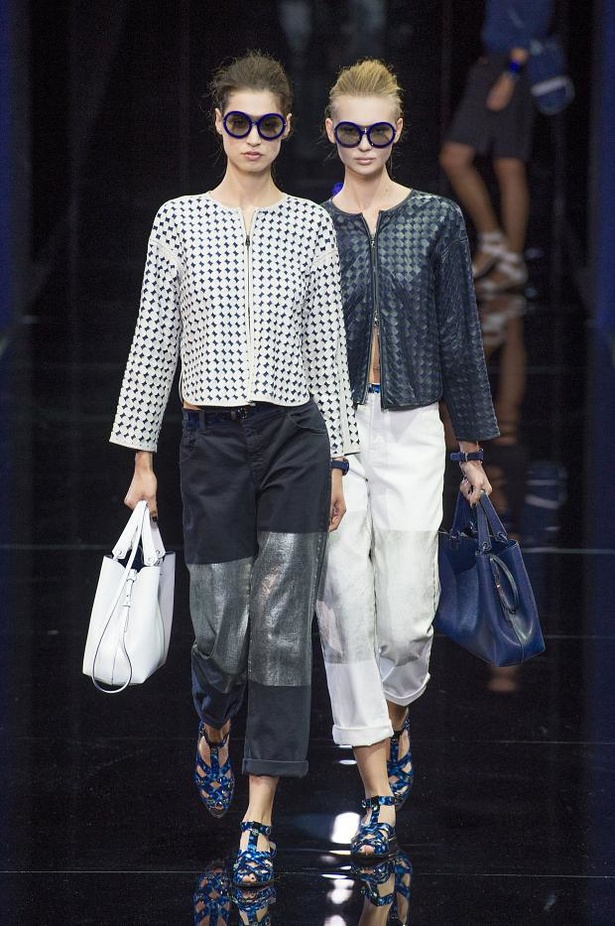 Emporio Armani .. كل غموض الأزرق وسحره