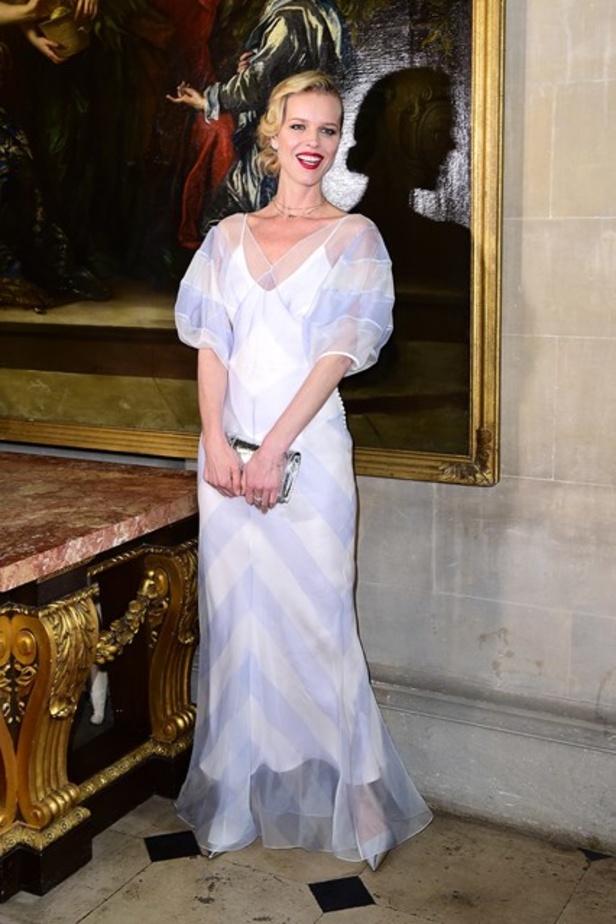 من باريس الى لندن.. مجموعة ديور كروز 2017!