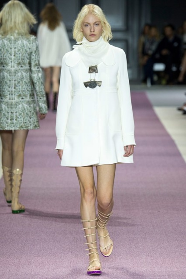 مجموعة GiambattistaValli لربيع و صيف 2016