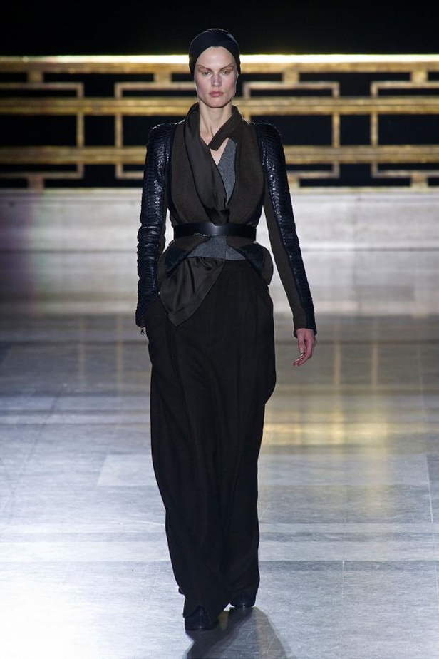Haider Ackermann... روعة الانسيابية والبساطة