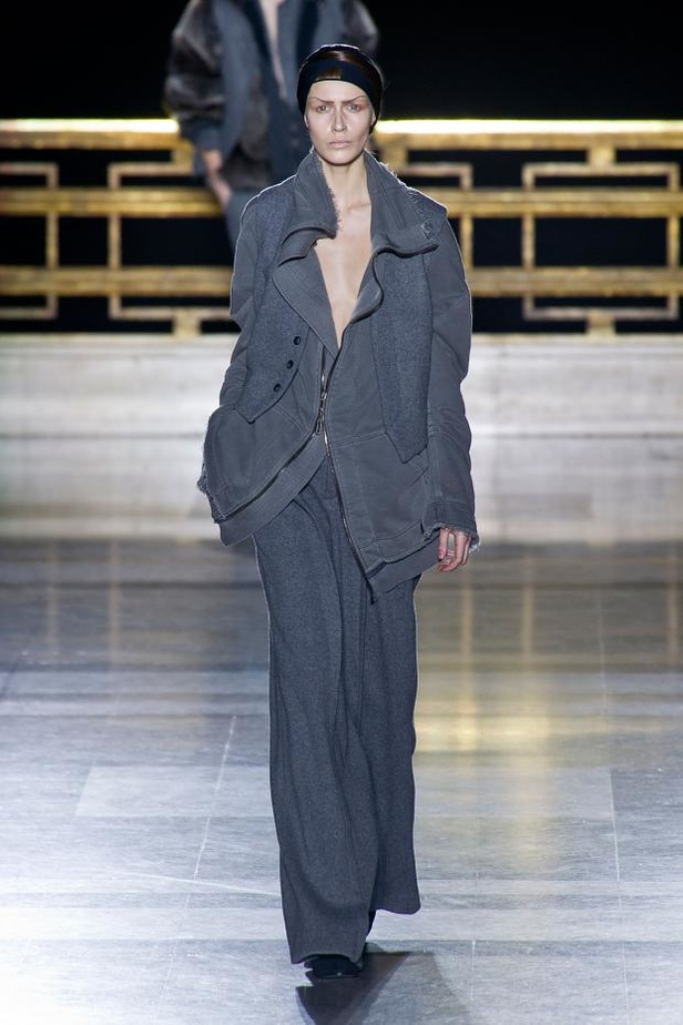 Haider Ackermann... روعة الانسيابية والبساطة