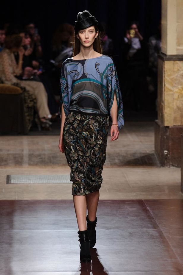 Hermès.. تصاميم بسيطة.. بروح شرقية