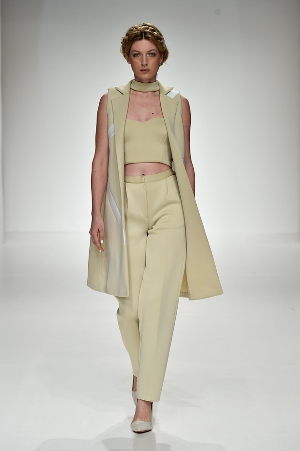 عرض ازياء House of Nomad  لربيع و صيف 2016