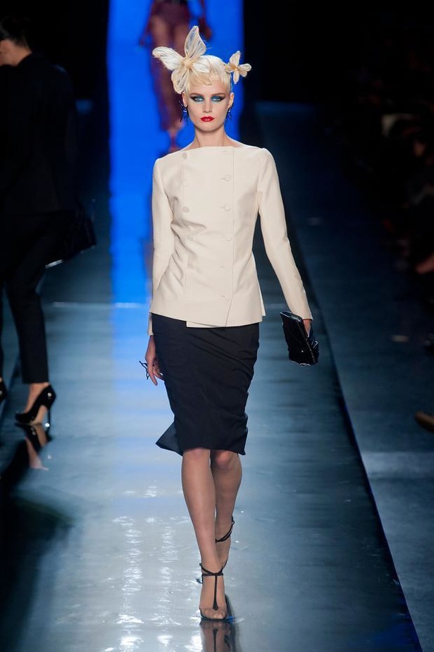 JEAN PAUL GAULTIER... جامع الفراشات