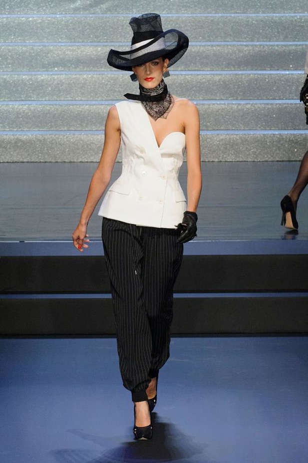 Jean Paul Gaultier .. عن العشق الفرنسي