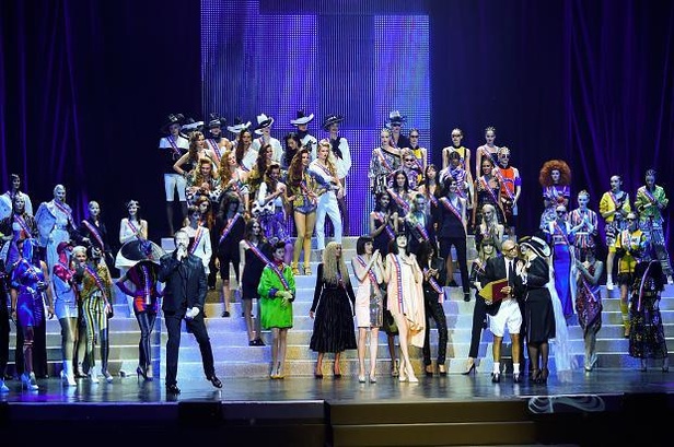 Jean Paul Gaultier .. عن العشق الفرنسي