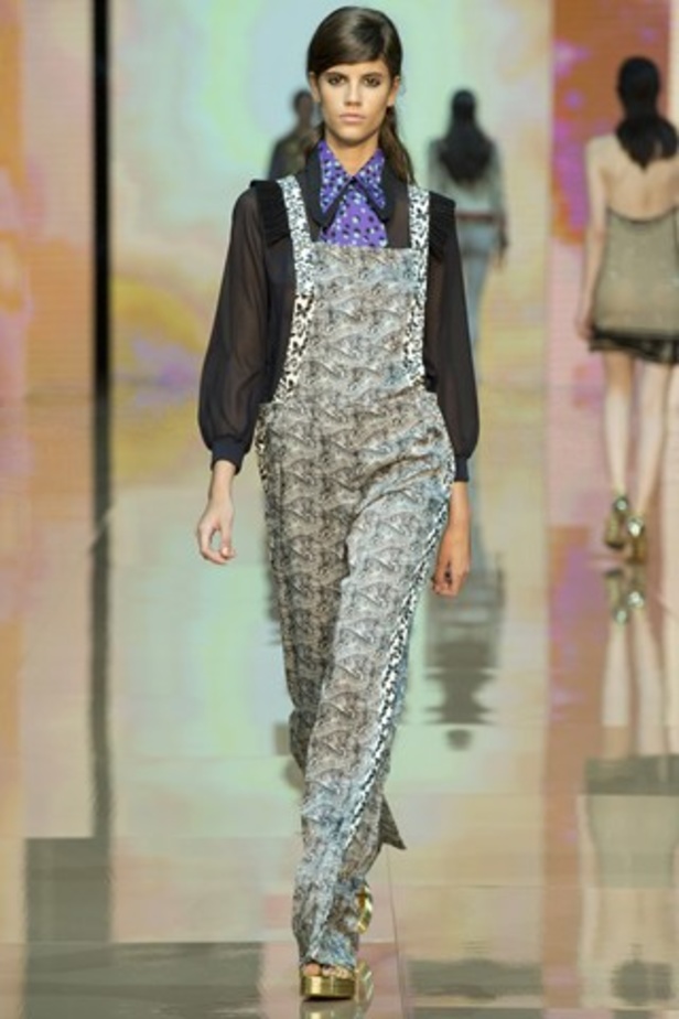 مزيد من الطبعات في عرض Just Cavalli لربيع وصيف 2015