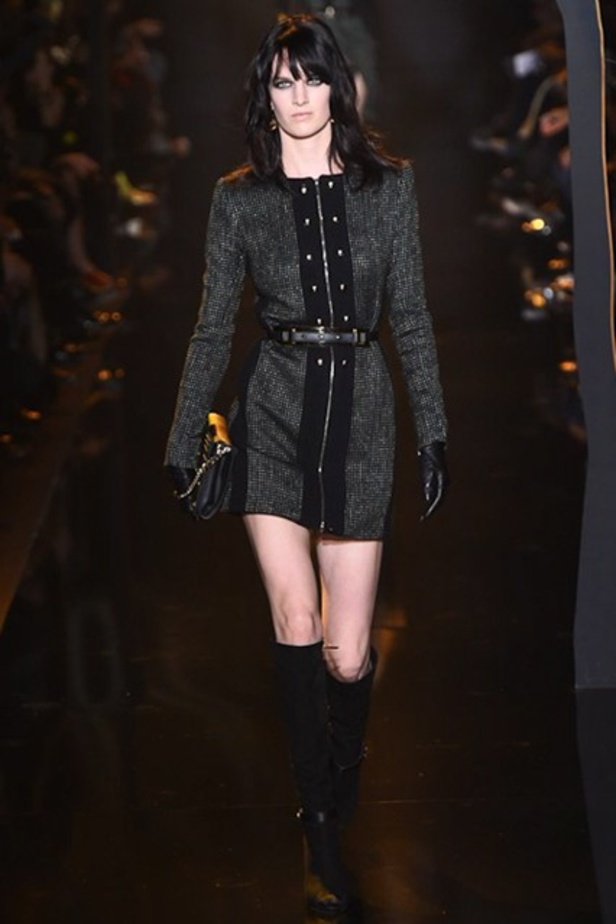 عرض Elie Saab لسيدة واثقة وحالمة!