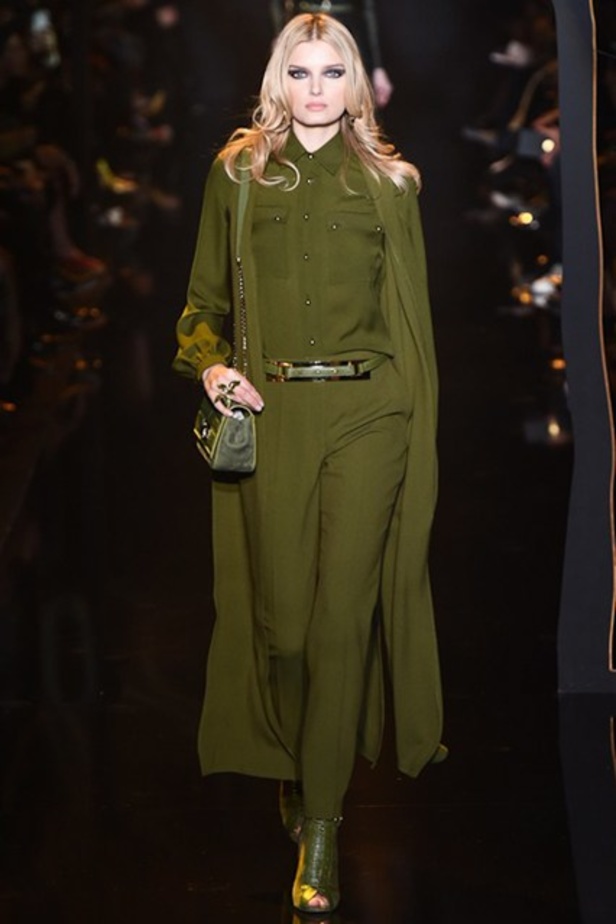 عرض Elie Saab لسيدة واثقة وحالمة!