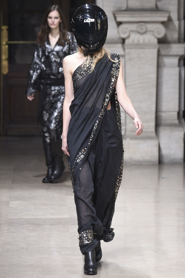 مجموعة A.F.Vandevorst لربيع و صيف 2016