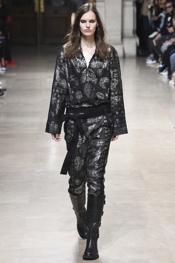 مجموعة A.F.Vandevorst لربيع و صيف 2016