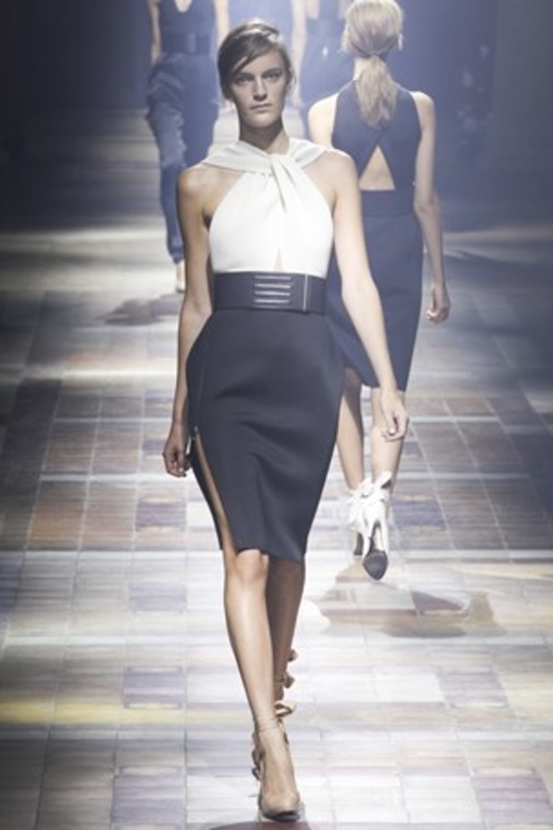 Lanvin .. مساء صيفي براق